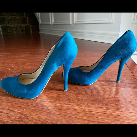 Audrey Brooke Teal Suede Heels - Picture 5 of 8